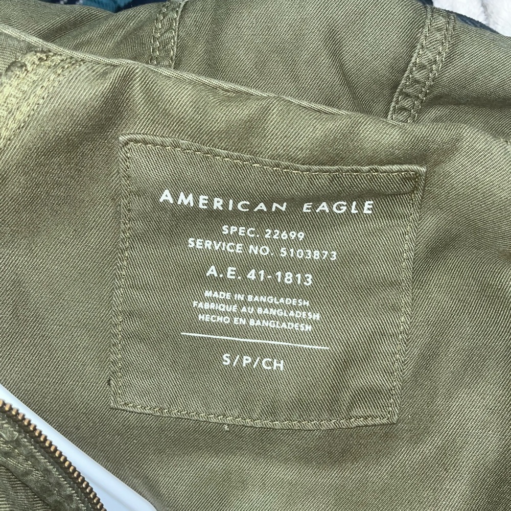 jacket - Picture 2 of 2